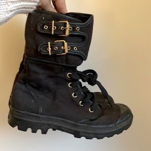 Palladium ankle buckle boots
